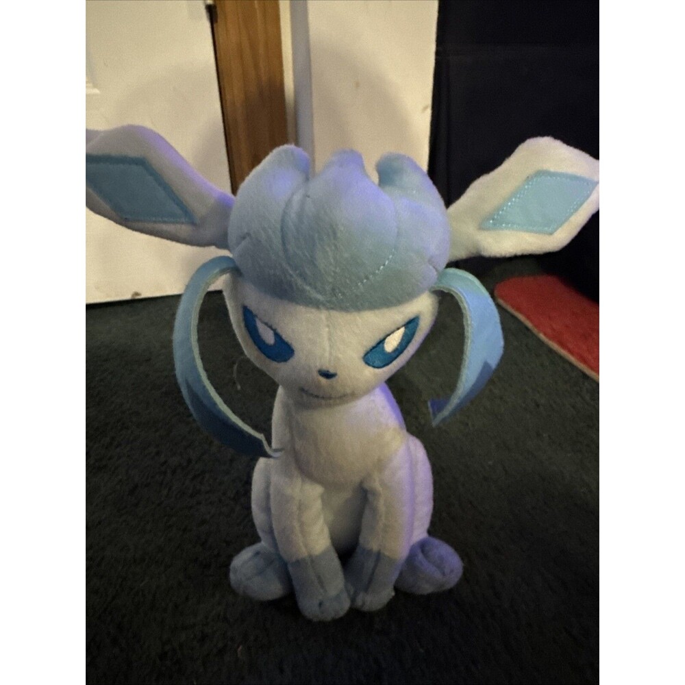 Nintendo Pokemon 8" Glaceon Plush 2017 Tomy